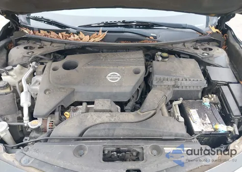 2015 Nissan Altima 2.5 S z USA, uszkodzony, nr VIN 1N4AL3AP4FC133284